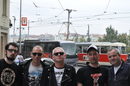 Wrzesień 2016, Bulbulators Praha, klub Buben z Fialkami 